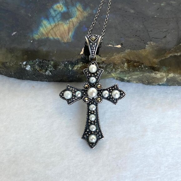 Oxidized Sterling Silver 925 Pearl Marcasite Cross Pendant Necklace 19.5" Chain - Picture 4 of 16